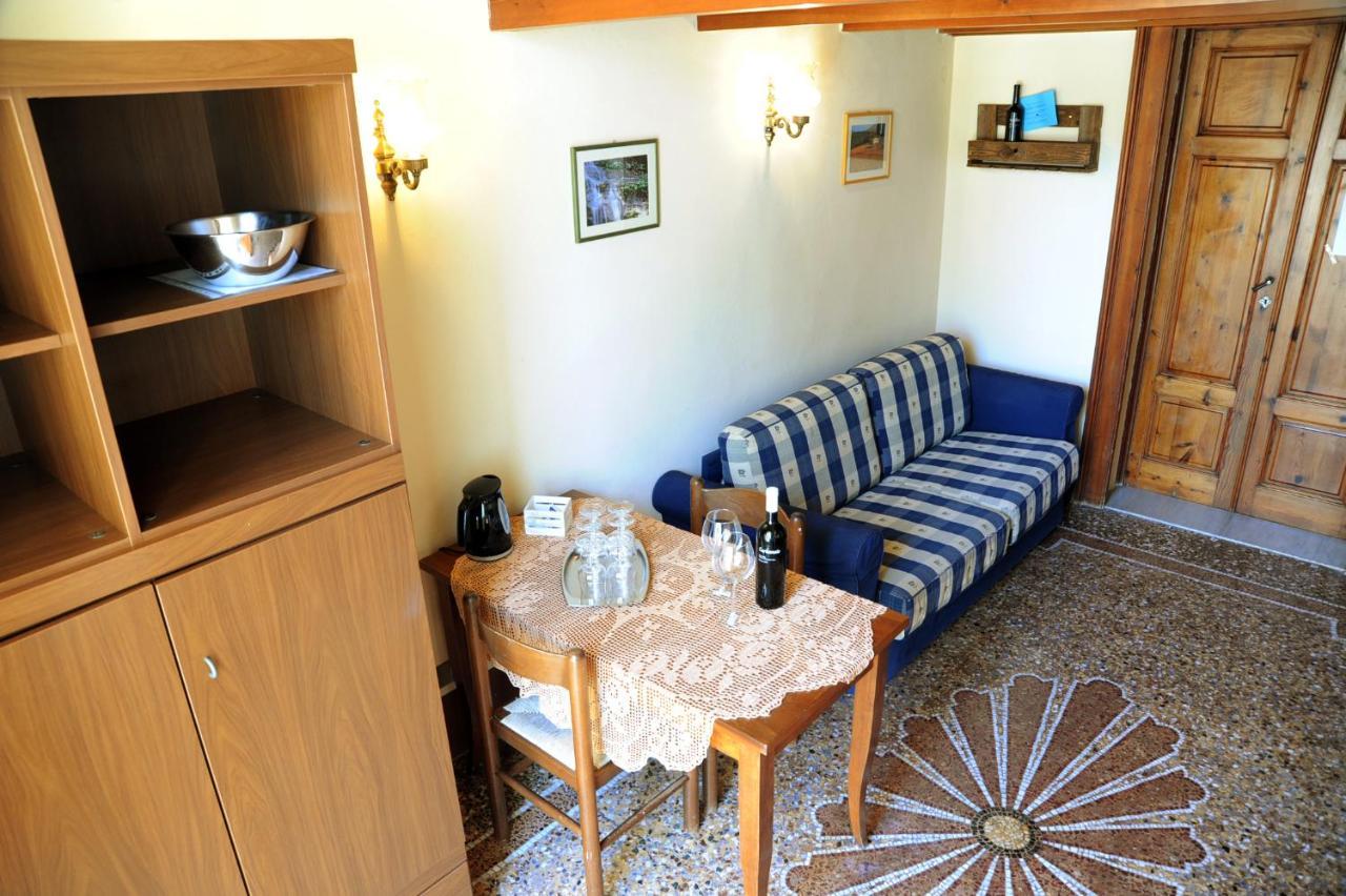 Villa Teresa Porto Azzurro Eksteriør billede