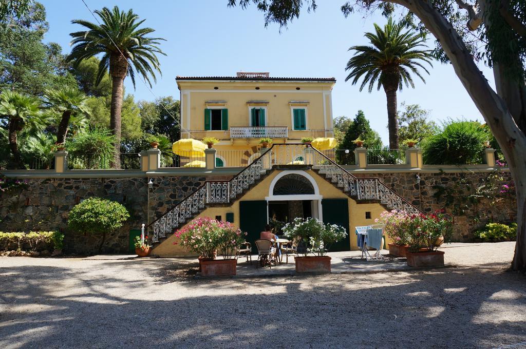 Villa Teresa Porto Azzurro Eksteriør billede