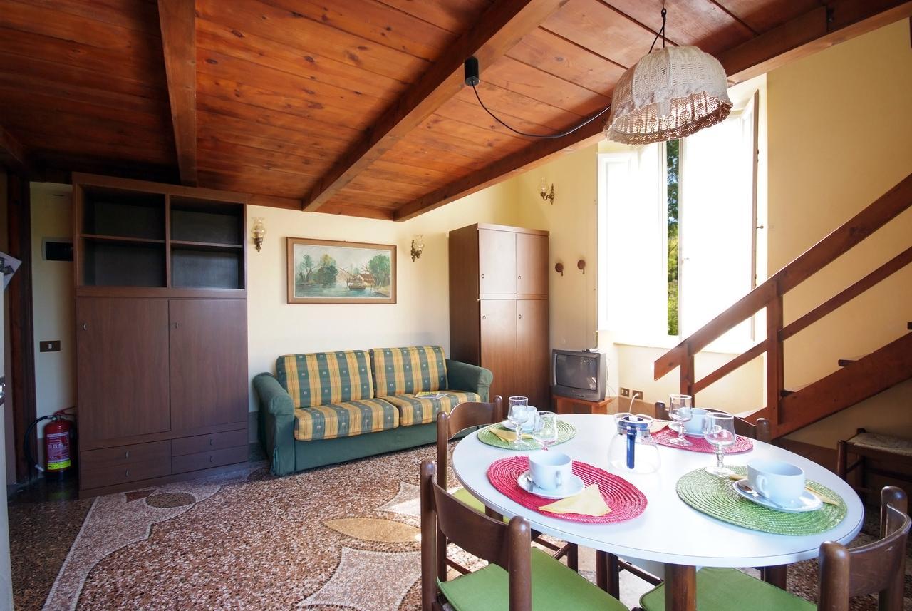 Villa Teresa Porto Azzurro Eksteriør billede