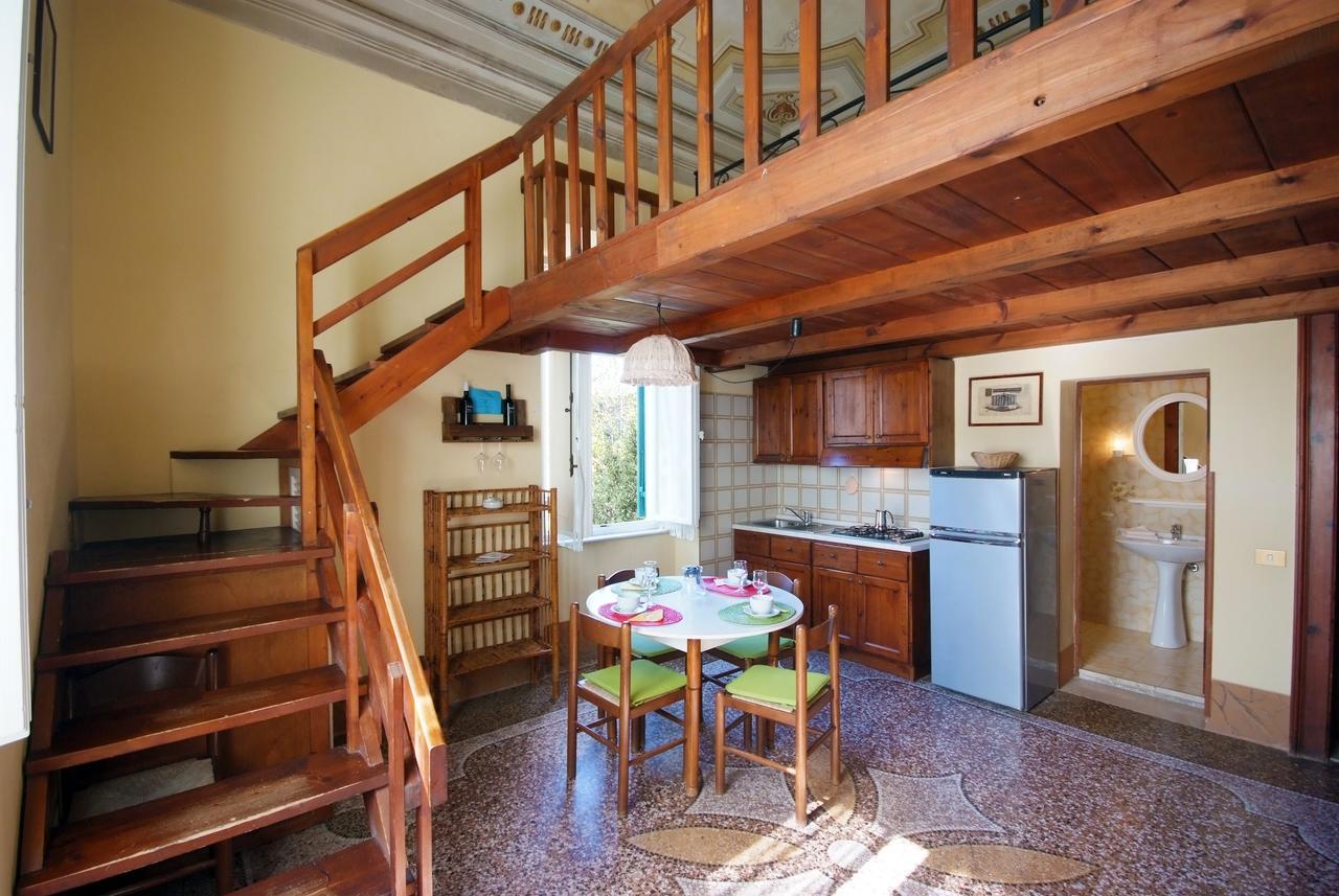 Villa Teresa Porto Azzurro Eksteriør billede